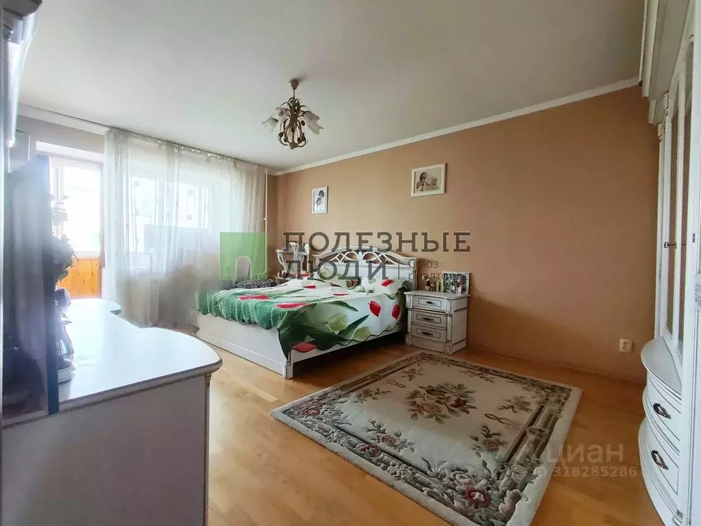 3-к кв. Орловская область, Орел Кромская ул., 8 (91.2 м) - Фото 0