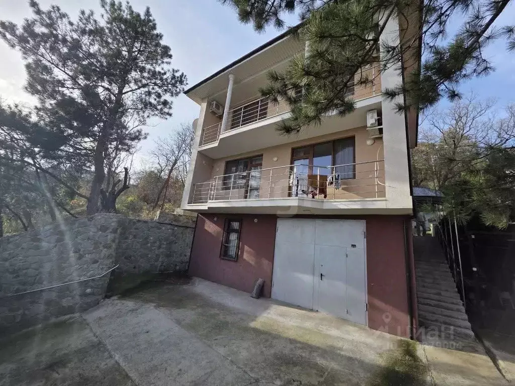 Дом в Крым, Алупка ш. Севастопольское, 74Г (205 м) - Фото 1