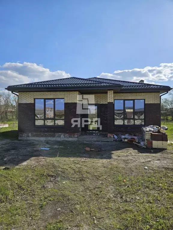 Дом в Ростовская область, Аксайский район, Ольгинское с/пос, Махин ... - Фото 1