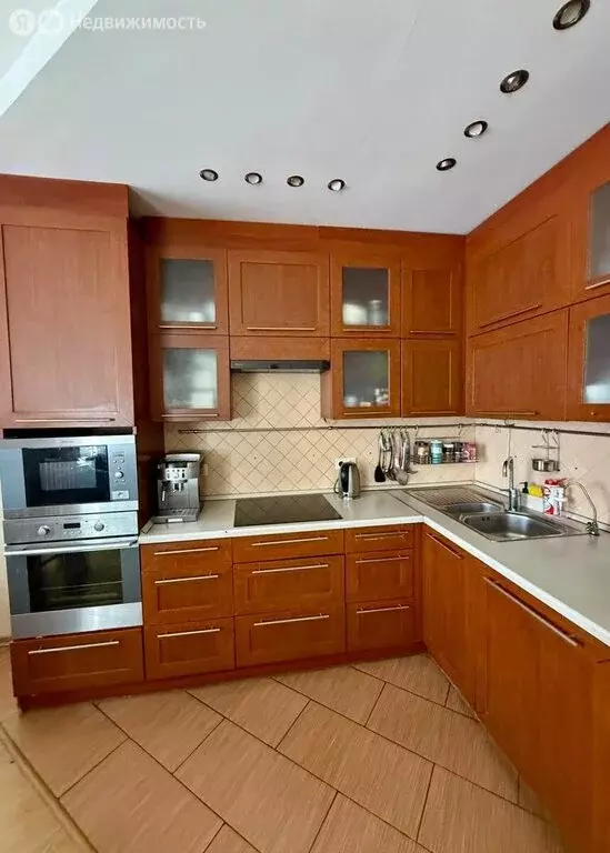 3-комнатная квартира: Санкт-Петербург, улица Беринга, 27к1 (92 м) - Фото 1