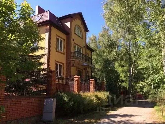 Дом в Калининградская область, Светлогорск пер. Верещагина (360 м) - Фото 0