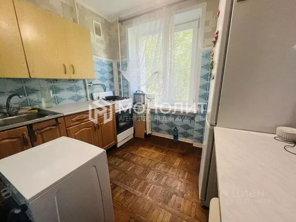 2-к кв. Белгородская область, Старый Оскол Приборостроитель мкр,  ... - Фото 0