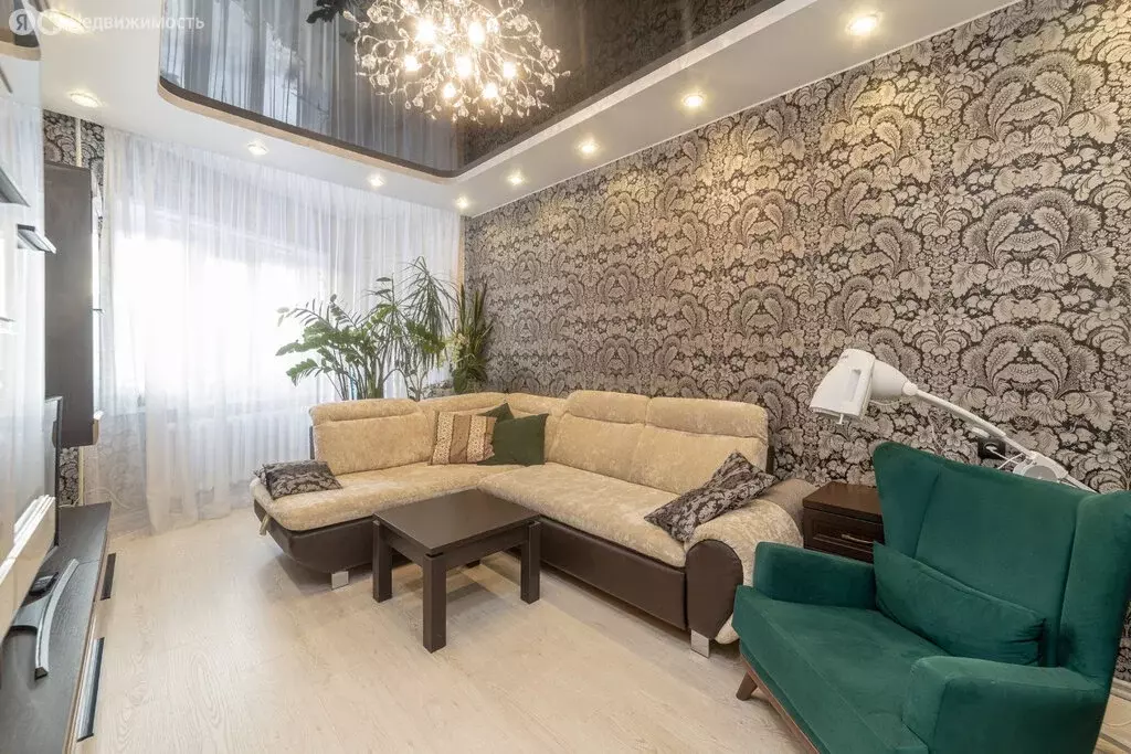 3-комнатная квартира: посёлок Васьково, 76 (62.6 м) - Фото 2