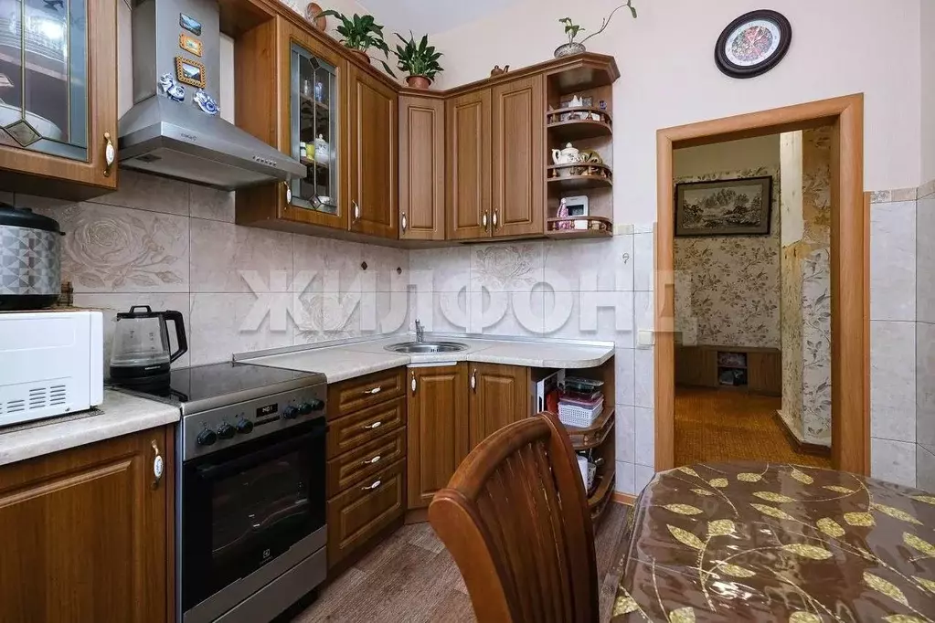 2-к кв. Новосибирская область, Новосибирск ул. Сибиряков-Гвардейцев, ... - Фото 2