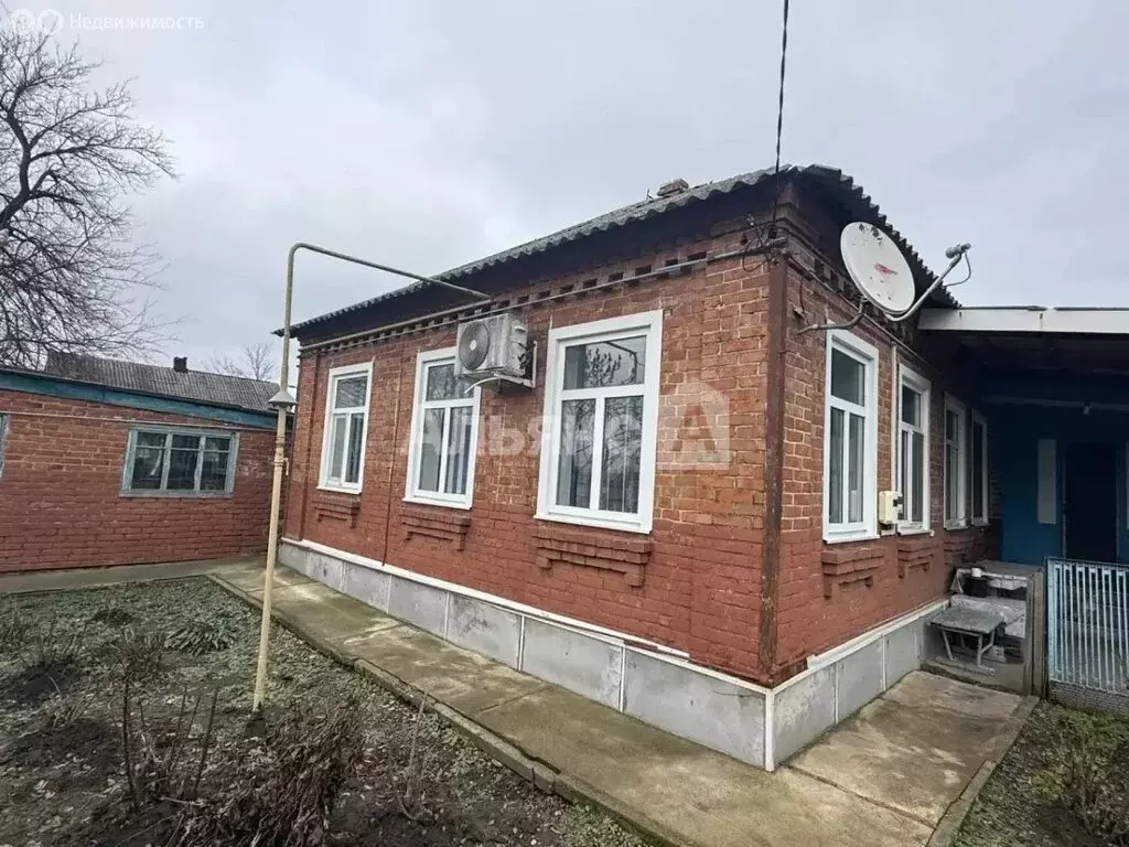 Дом в станица Кирпильская, Красноармейская улица (60 м) - Фото 1