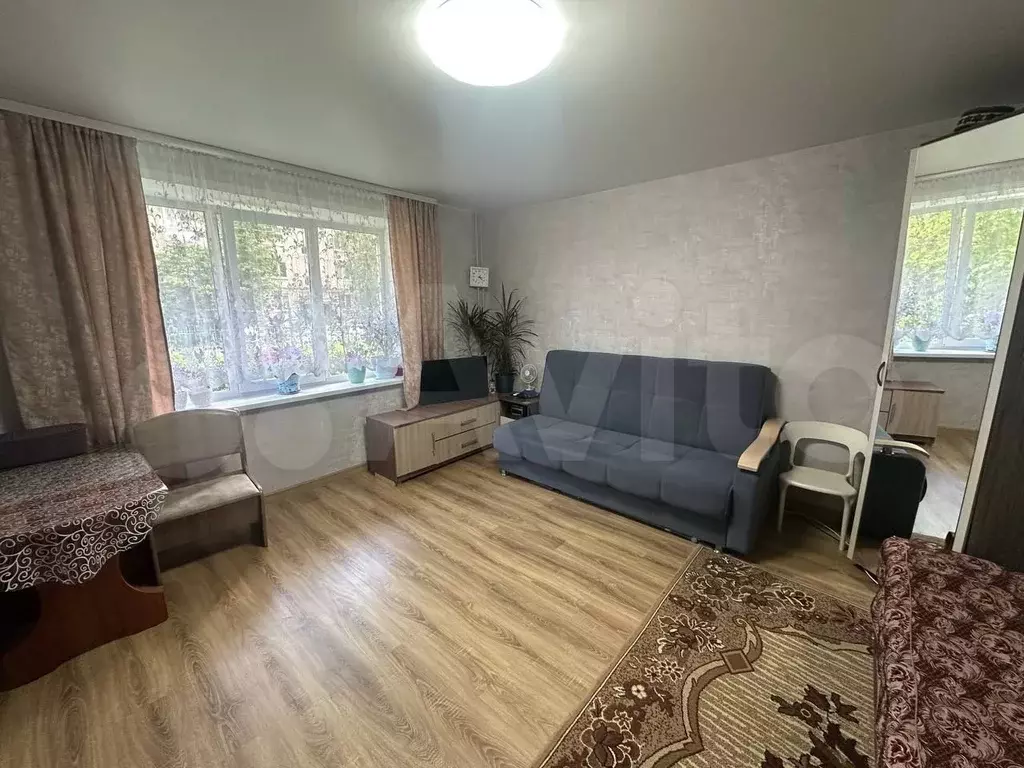 Комната 30,3 м в 3-к., 1/10 эт. - Фото 1