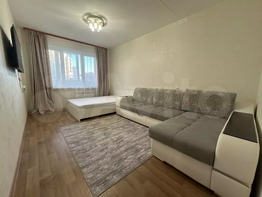 1-к. квартира, 38 м, 5/10 эт. - Фото 0