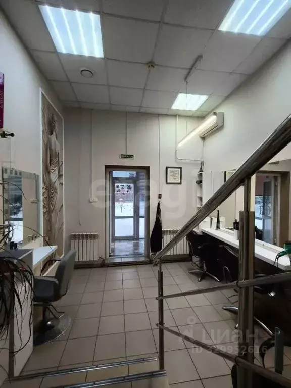 Помещение свободного назначения в Тюменская область, Тюмень ул. ... - Фото 1