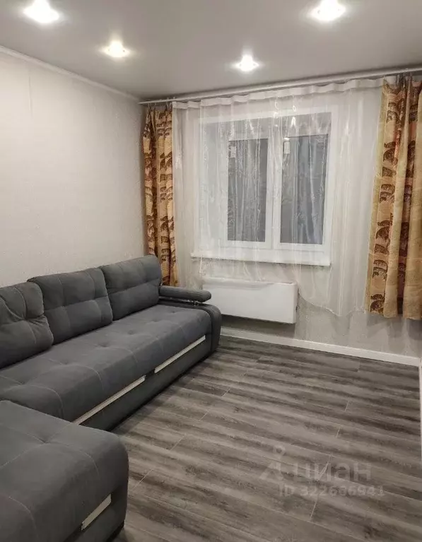 3-к кв. Красноярский край, Красноярск Норильская ул., 10А (60.5 м) - Фото 2