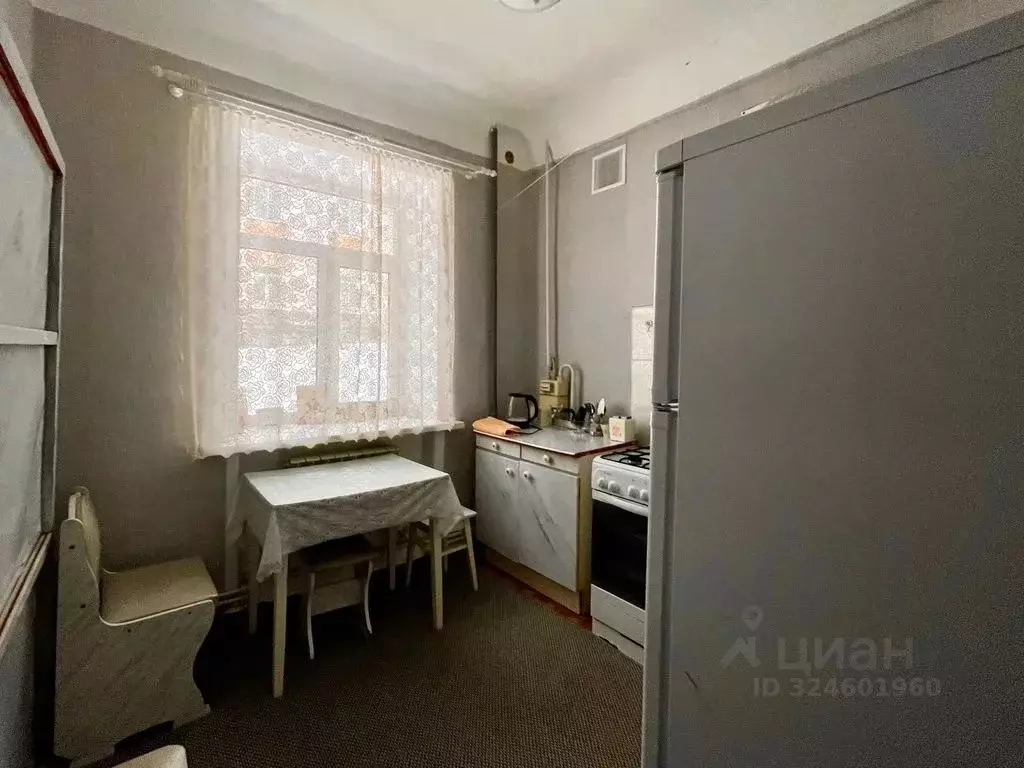 2-к кв. Пермский край, Губаха просп. Ленина, 10 (60.0 м) - Фото 2