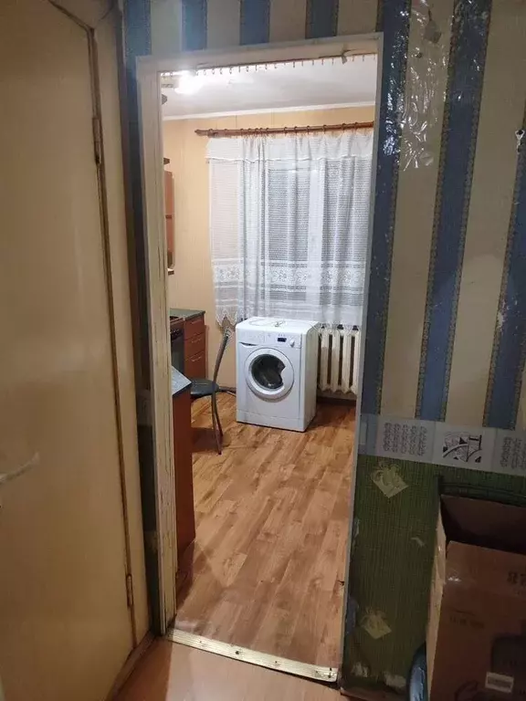 1-к кв. Ленинградская область, Луга просп. Кирова, 18А (35.0 м) - Фото 2