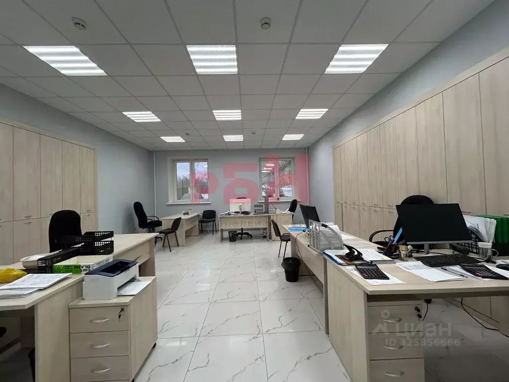Офис в Тюменская область, Тюмень Магаданская ул., 5 (208 м) - Фото 1