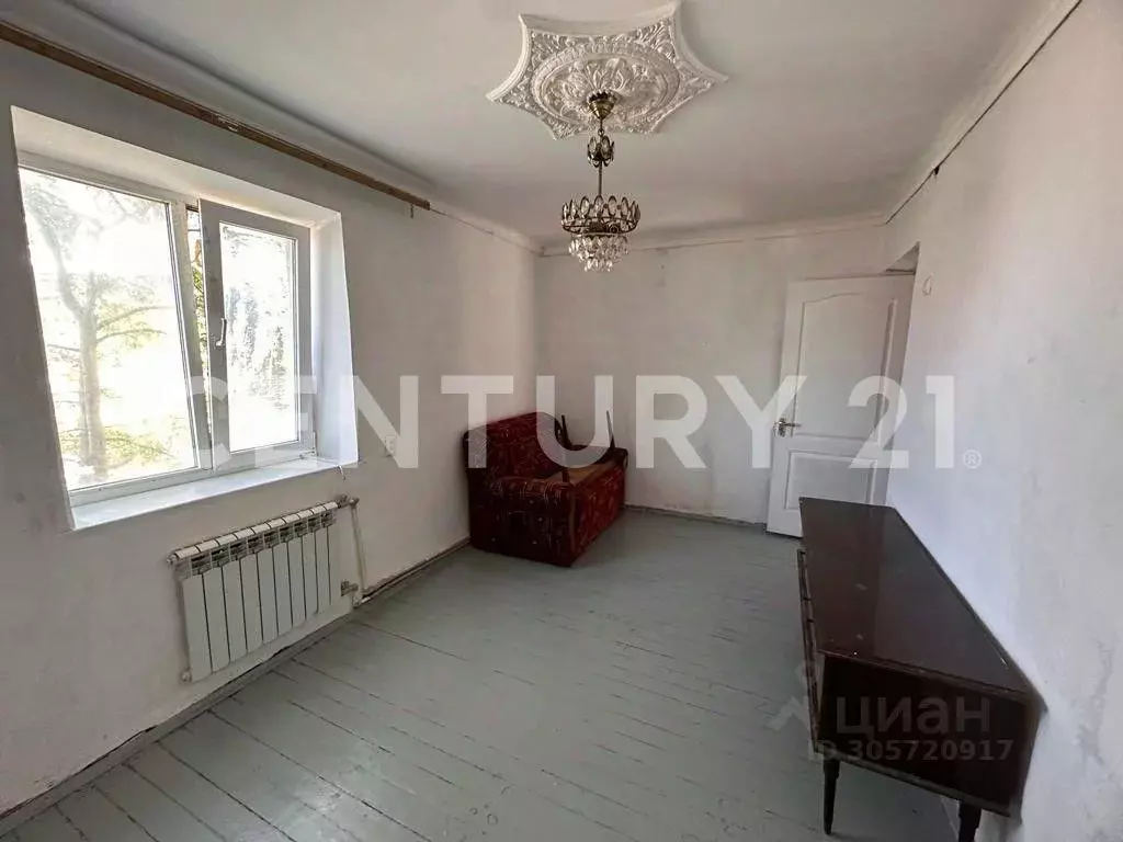 3-к кв. Севастополь ул. Короленко, 24/23 (44.7 м) - Фото 0