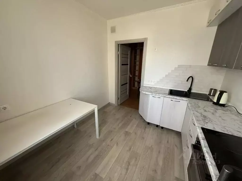 1-к кв. Омская область, Омск ул. Конева, 12/1 (37.7 м) - Фото 2
