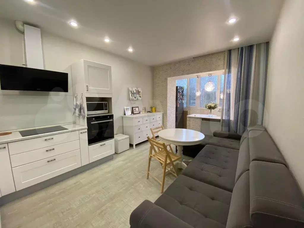 2-к. квартира, 56 м, 4/5 эт. - Фото 0