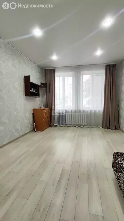 1-комнатная квартира: Серафимовский, 21-й квартал, 12 (30 м) - Фото 0