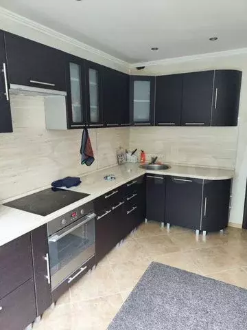 2-к. квартира, 60 м, 4/17 эт. - Фото 0