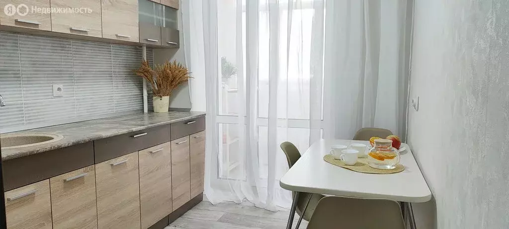 3-комнатная квартира: Саратов, Кавказский проезд, 9А (62 м) - Фото 1