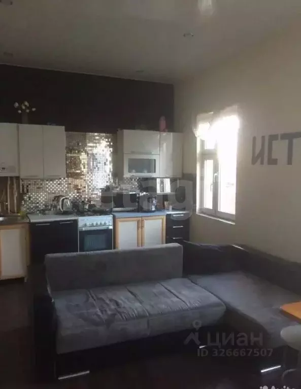 Дом в Калужская область, Жуковский муниципальный округ, с. Истье ул. ... - Фото 1