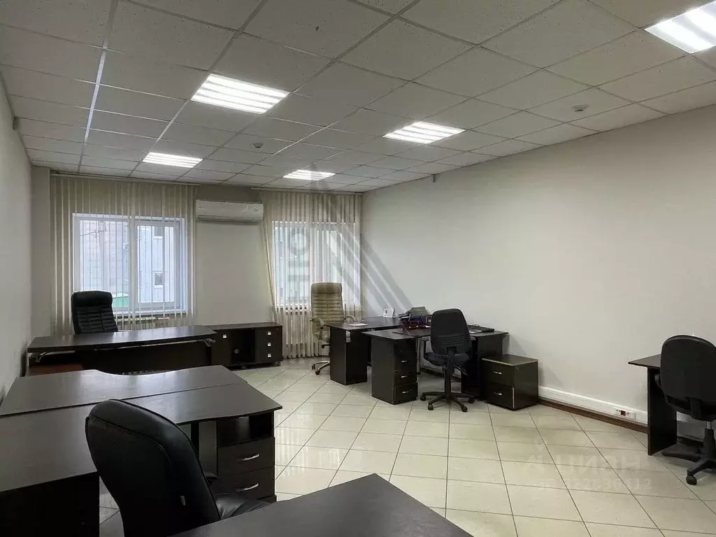 Помещение свободного назначения в Воронежская область, Воронеж бул. ... - Фото 1