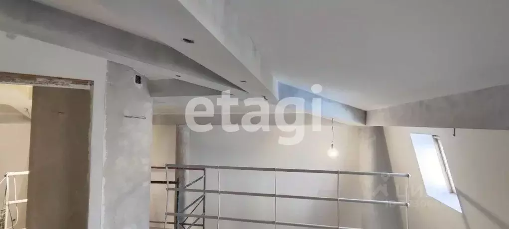 5-к кв. Красноярский край, Красноярск ул. Молокова, 1к4 (140.0 м) - Фото 0