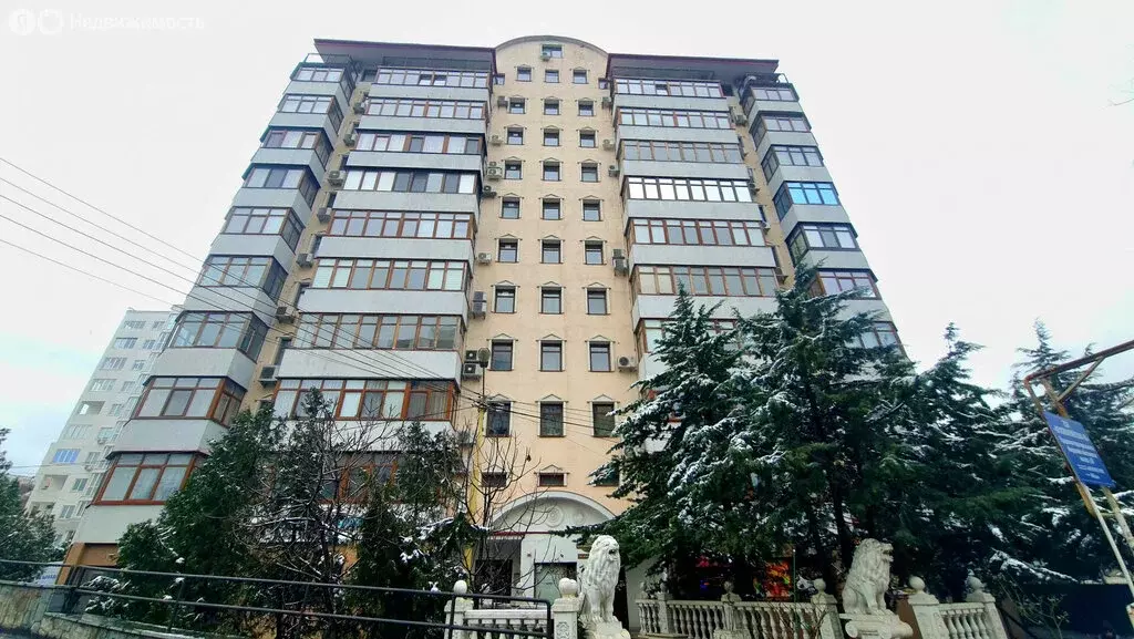 2-комнатная квартира: Ялта, Красноармейская улица, 40 (70 м) - Фото 1