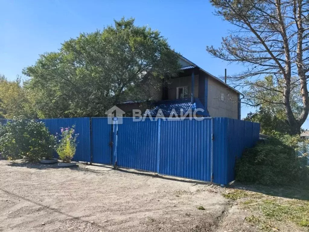 Дом в Амурская область, Завитинск Загородная ул., 8А (116 м) - Фото 0