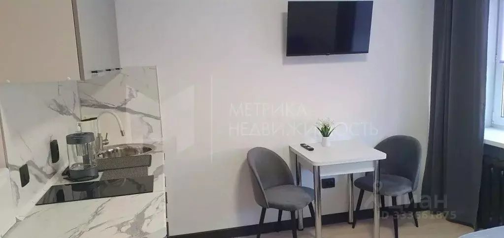 Студия Тюменская область, Тюмень ул. Мельникайте, 83к2 (17.9 м) - Фото 1
