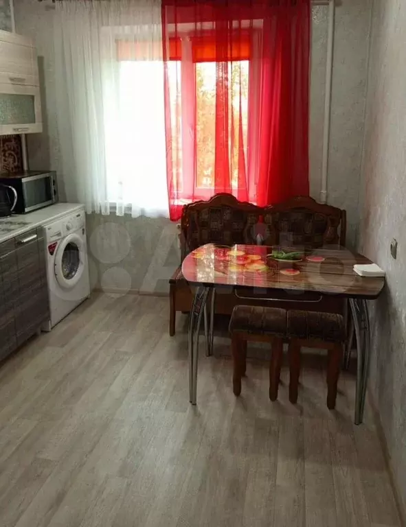 3-к. квартира, 65 м, 2/9 эт. - Фото 1