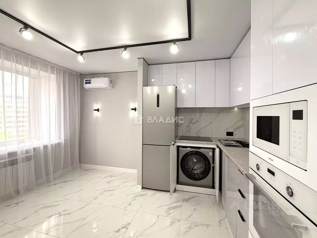 3-к кв. Пензенская область, Пенза ул. Ивановская, 156 (80.0 м) - Фото 1