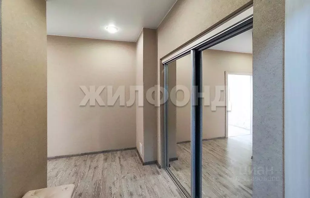 1-к кв. Новосибирская область, Новосибирск пл. Райсовета, 8 (39.5 м) - Фото 0
