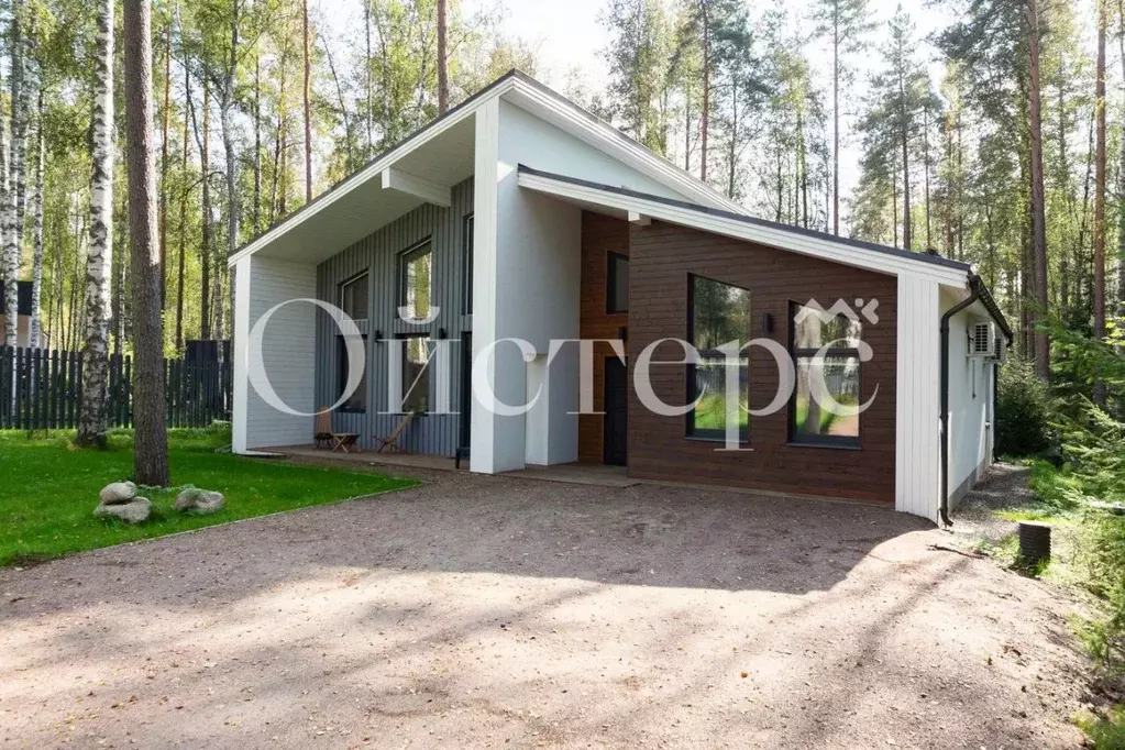 Дом в Ленинградская область, Выборгский район, Первомайское с/пос, ... - Фото 1