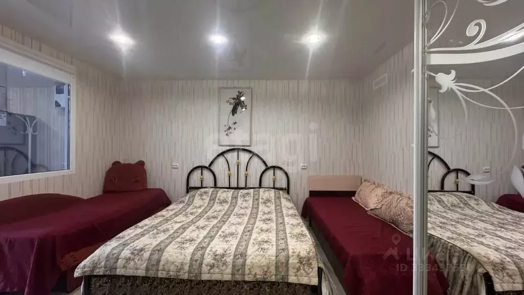 Дом в Крым, Алушта ул. Карла Маркса (25 м) - Фото 2