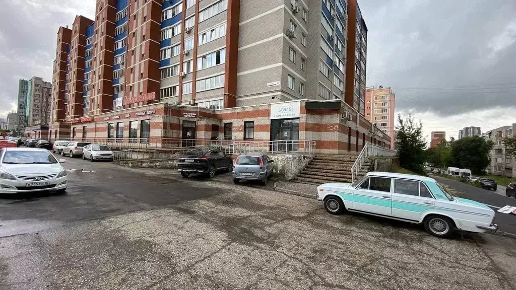 Помещение свободного назначения в Удмуртия, Ижевск ул. Карла ... - Фото 0