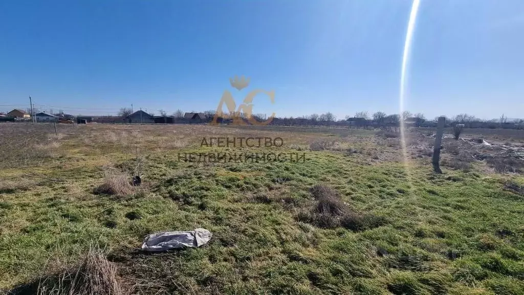 Участок в Крым, Кировский район, Журавское с/пос, с. Новопокровка ул. ... - Фото 2