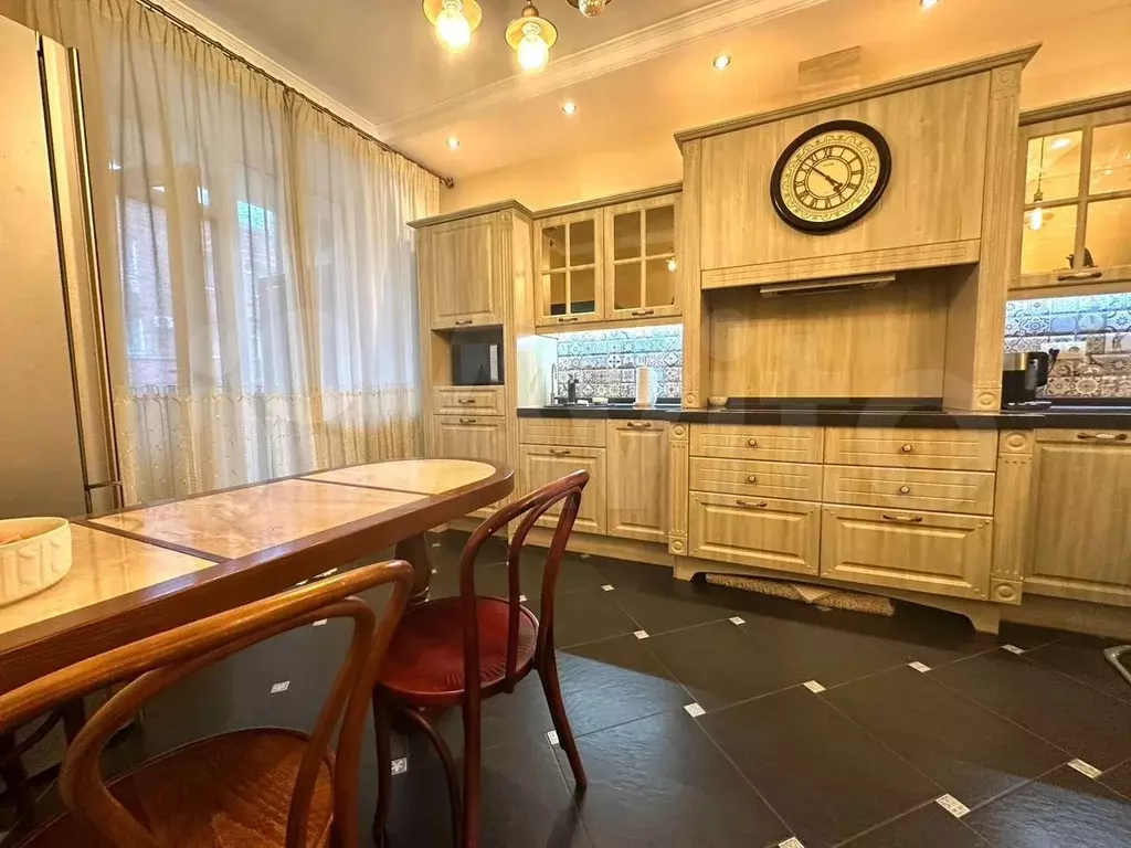 2-к. квартира, 93 м, 2/6 эт. - Фото 1