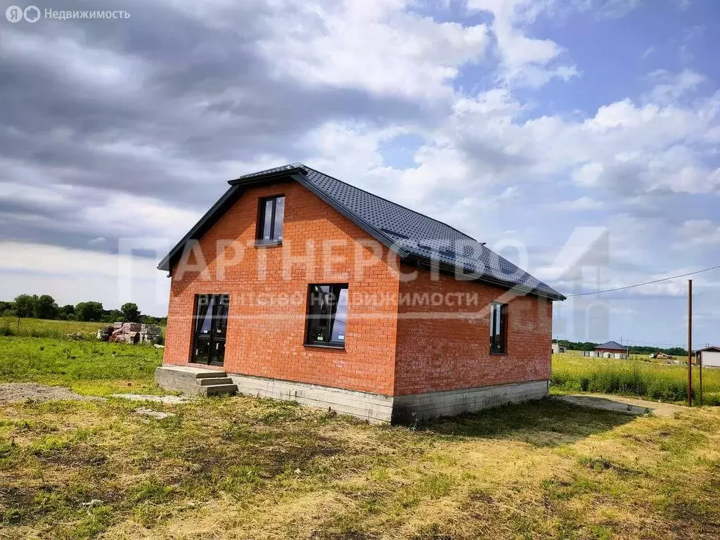 Дом в посёлок городского типа Ильский, улица имени Богославской (85 м) - Фото 0