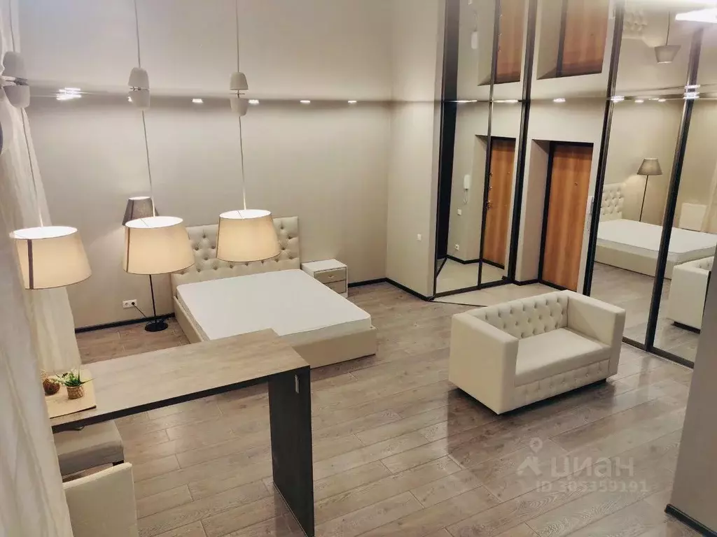 1-к кв. Челябинская область, Челябинск ул. Братьев Кашириных, 8 (42.0 ... - Фото 1