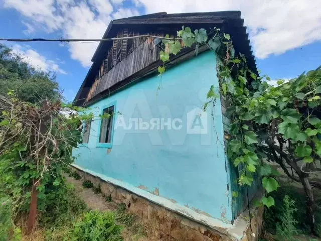 Дом 100 м на участке 10 сот. - Фото 0