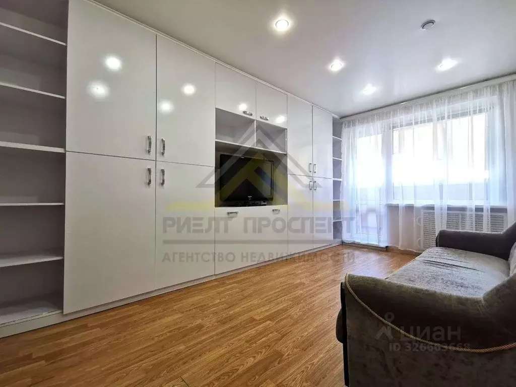 1-к кв. Белгородская область, Старый Оскол Восточный мкр, 5 (37.0 м) - Фото 1