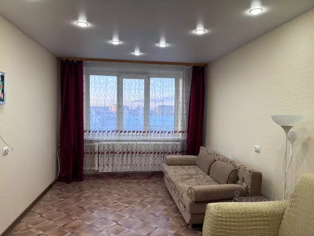 3-к кв. Ханты-Мансийский АО, Мегион ул. А.М. Кузьмина, 2 (66.9 м) - Фото 1