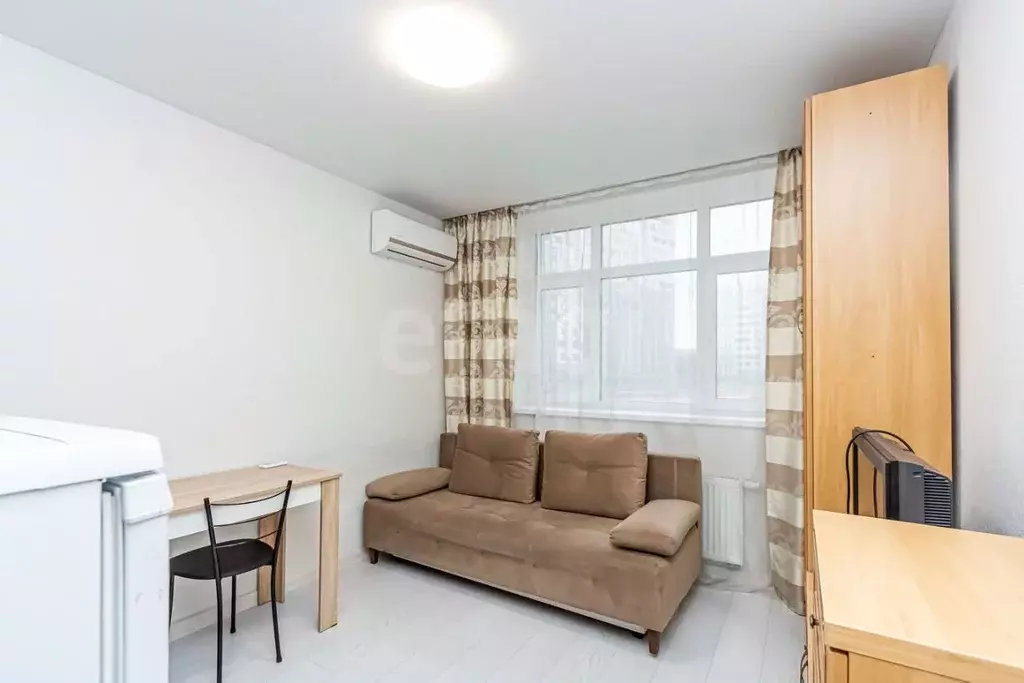 Студия Тюменская область, Тюмень ул. Первооткрывателей, 10 (18.7 м) - Фото 1