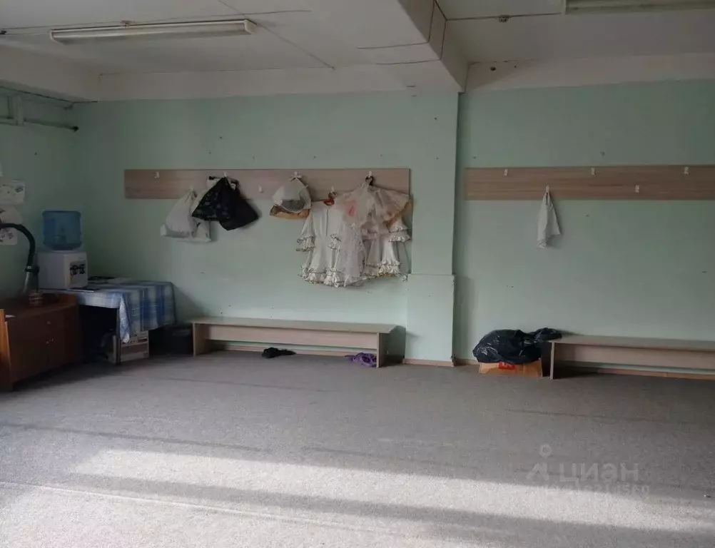 Помещение свободного назначения в Татарстан, Набережные Челны ул. ... - Фото 0