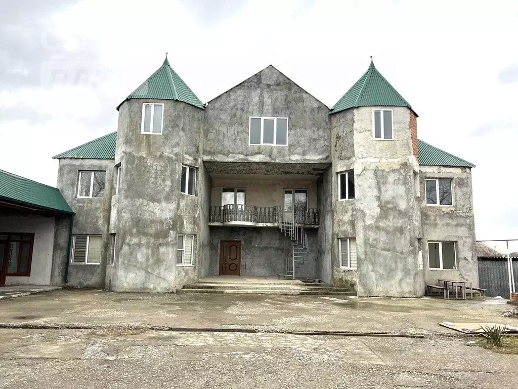 Дом в Чеченская республика, Грозный ул. Р.А. Гичикаева, 146 (747 м) - Фото 0