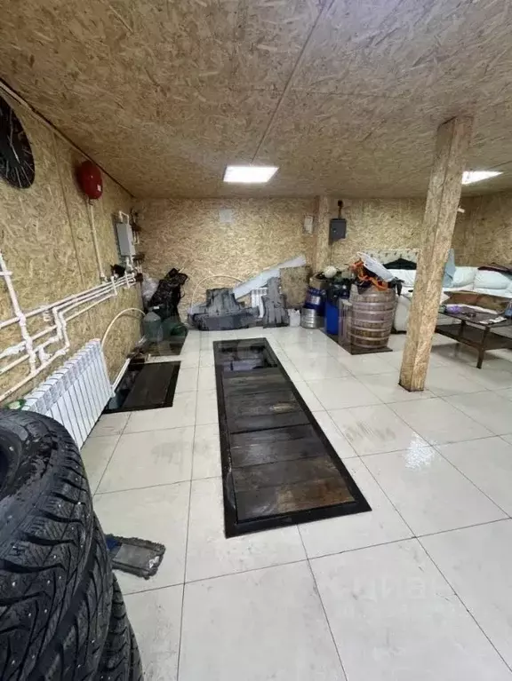 Гараж в Ямало-Ненецкий АО, Новый Уренгой Авиатор мкр, 20 (37 м) - Фото 1