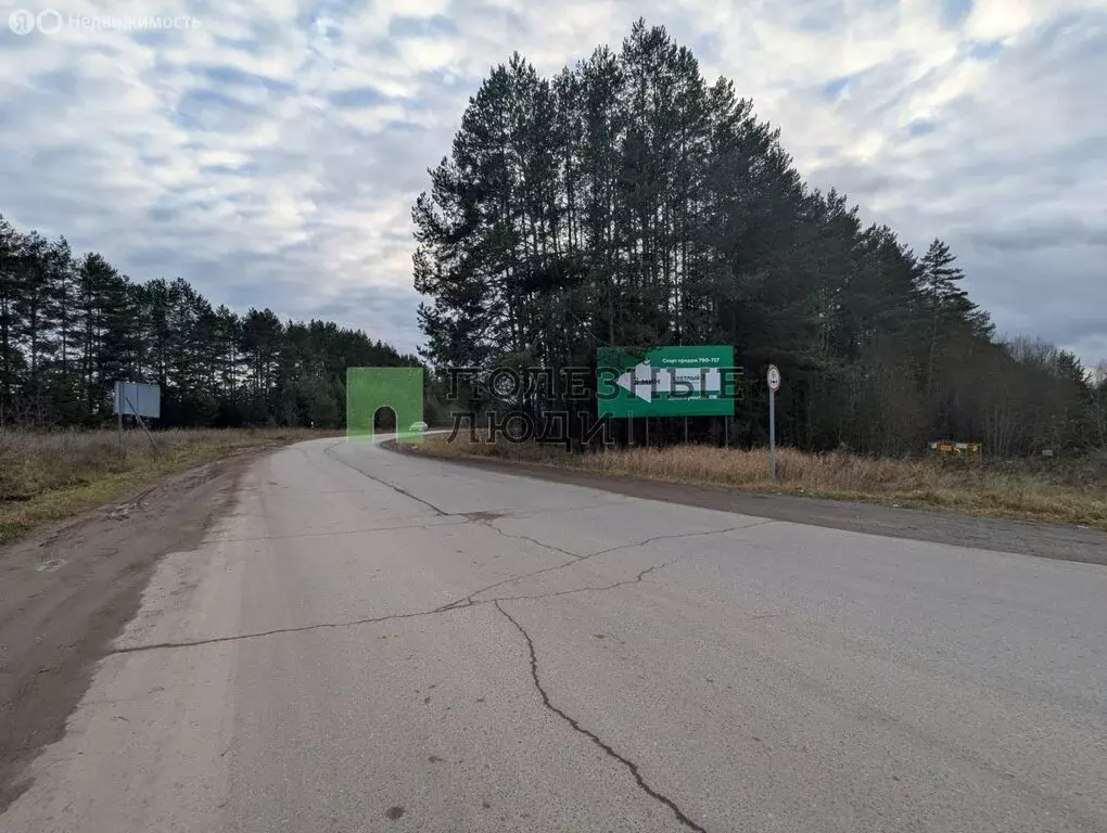 Участок в Подшивалово, Комсомольская улица (8 м) - Фото 1