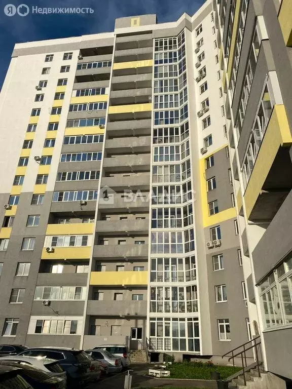 3-комнатная квартира: Владимир, улица Нижняя Дуброва, 51 (87.2 м) - Фото 1