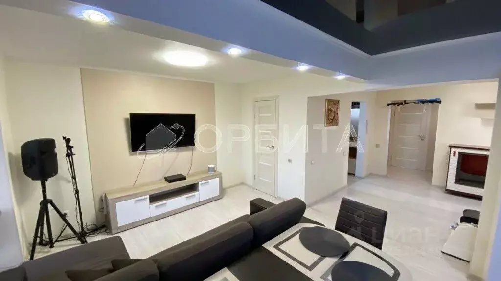 2-к кв. Тюменская область, Тюмень Заречный проезд, 37 (92.4 м) - Фото 2