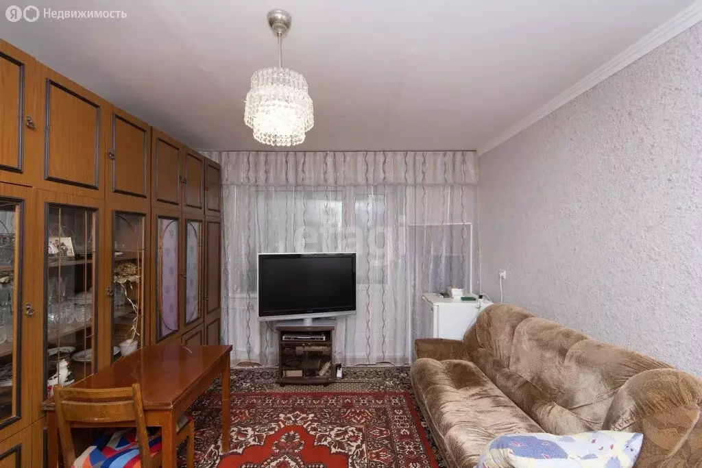 3-комнатная квартира: Ишим, Малая Садовая улица, 109 (57.8 м) - Фото 2