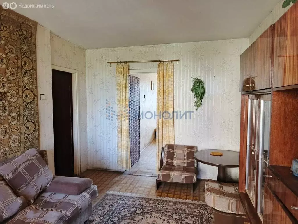 3-комнатная квартира: Нижний Новгород, улица Маршала Жукова, 2 (63 м) - Фото 0